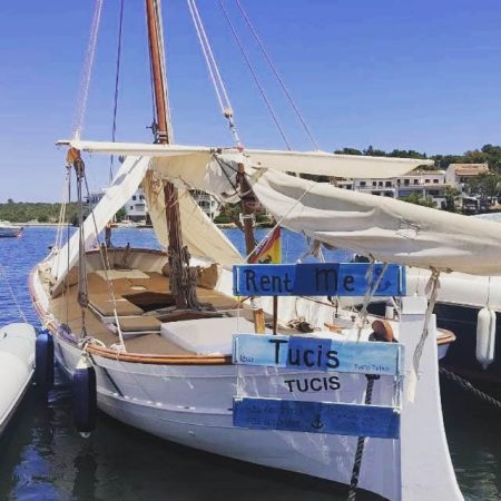 Charter Tucis